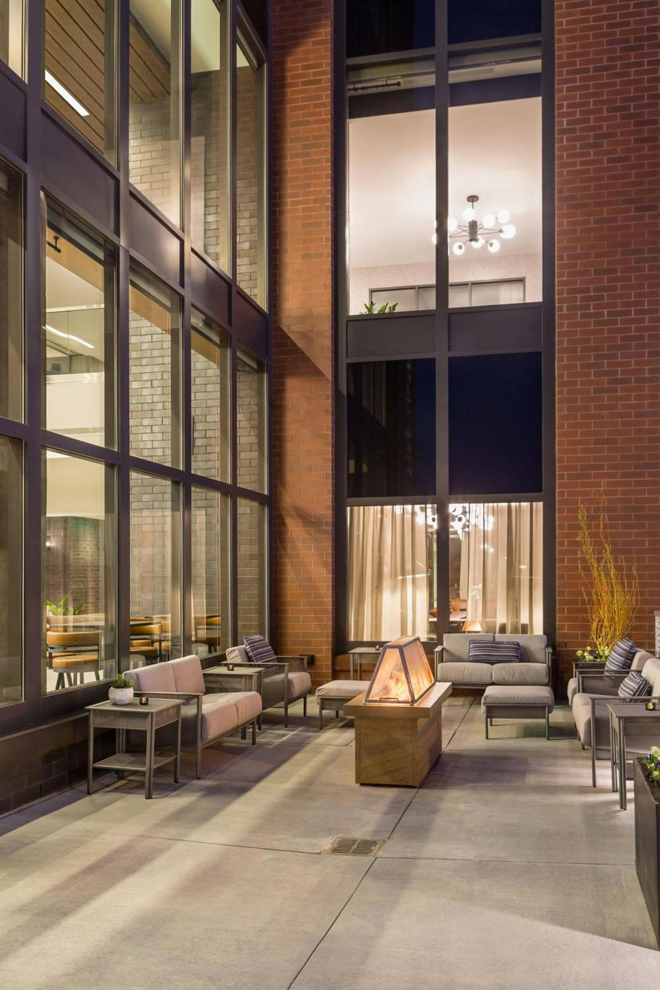 Springhill Suites Madison Esterno foto